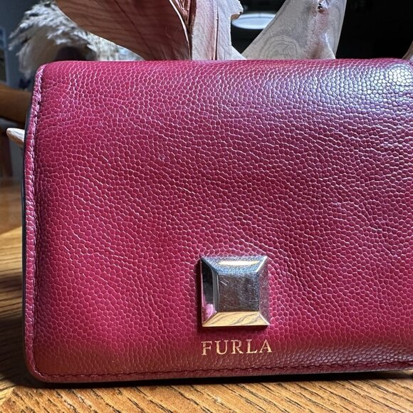 Furla Wallet - 100% leather, great condition - Picture 1 of 7
